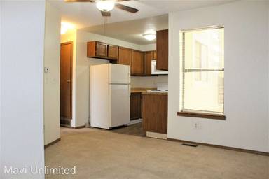 Main picture of 980 S Dawson Way