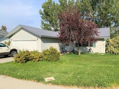Main picture of 2770 Jennings Way