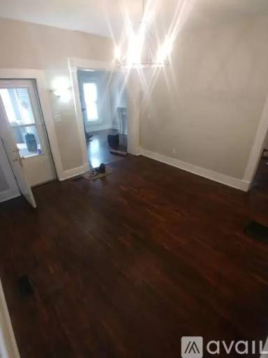 Main picture of 2149 E 5th St