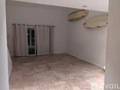 Main picture of 7101 Farralone Ave