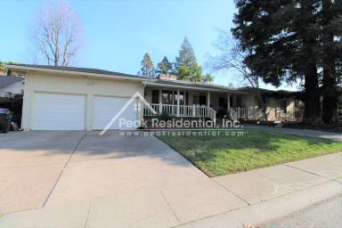 Main picture of 4340 College View Way