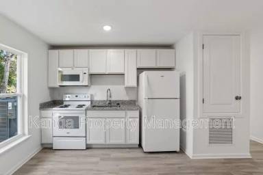 Main picture of 1115 Avenue F
