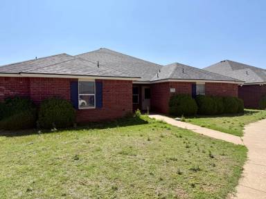 Main picture of 304 N Brentwood Ave
