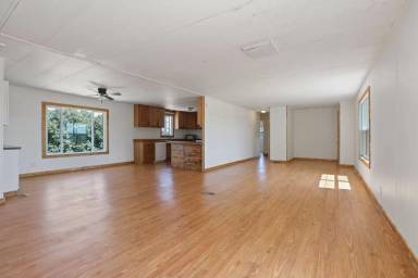 Main picture of 12 N 2162 W