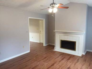Main picture of 130 Beth Ct