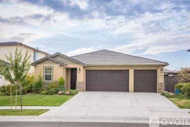 Main picture of 4033 Chuckwagon Way