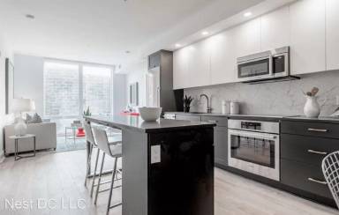 Main picture of 801 Virginia Ave SE