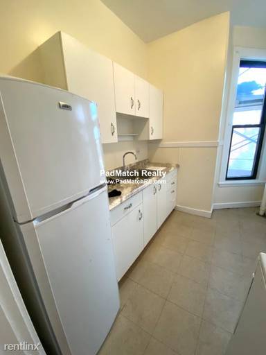 Main picture of 504 Beacon St