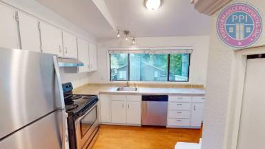 Main picture of 7120-7130 Montauk Cir