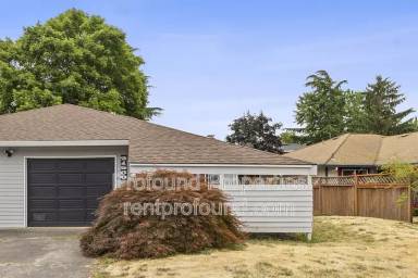 Main picture of 21560 SW Augusta St