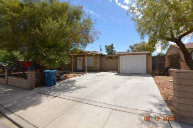 Main picture of 1732 Canosa Ave