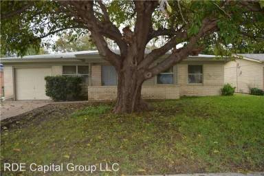 Main picture of 1837 Trent Dr