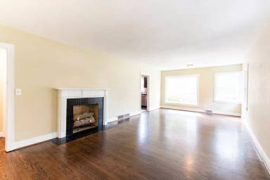 Main picture of 2512 Gardiner Ln
