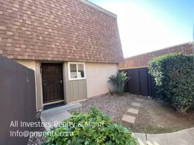 Main picture of 4459 Anne Sladon St