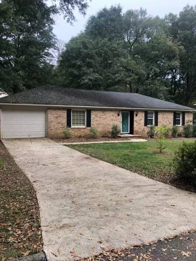 Main picture of 120 Valley Forge Dr