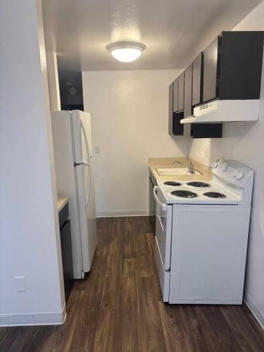 Main picture of 1020 SW 126th St