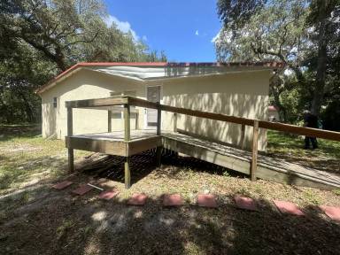 Main picture of 721 W Socrum Loop Rd