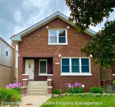 Main picture of 3738 S 59th Ave