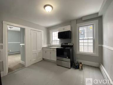 Main picture of 9 Central St