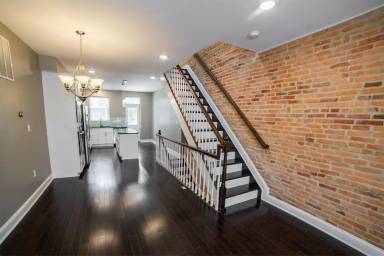 Main picture of 507 S Newkirk St
