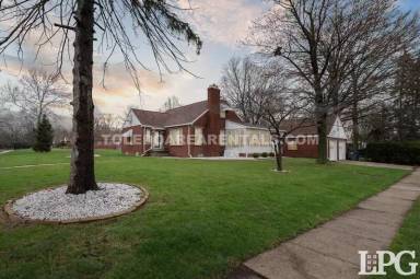 Main picture of 391 Perry Dr