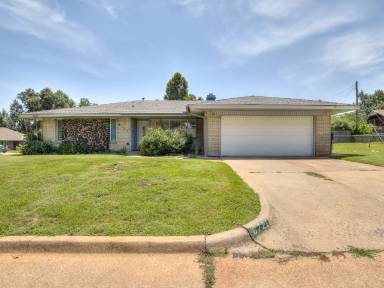 Main picture of 6721 Saint Marys Cir