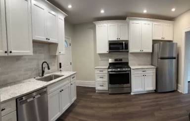 Main picture of 154 Pearl St