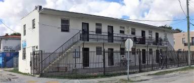 Main picture of 1500 NW 65th St