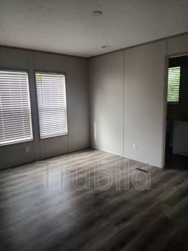 Main picture of 6 Camden Dr
