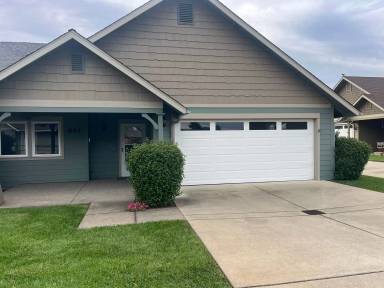 Main picture of 844 SW Kinsington Ct