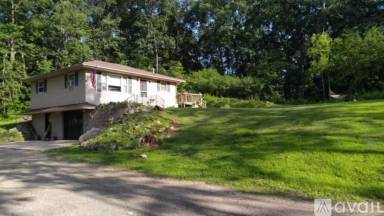 Main picture of 6123 Brooklyn Rd