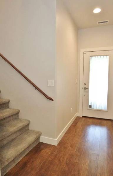 Main picture of 5052 N Alworth St
