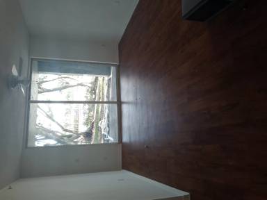 Main picture of 11100 SW 6th St