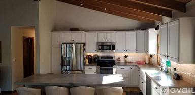 Main picture of 341 Lakeshore Dr