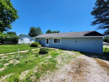 Main picture of 2015 N 25th St