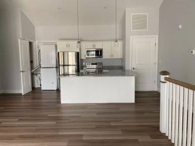 Main picture of 1 Meadow Dr