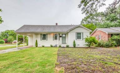 Main picture of 1822 Dearing Rd