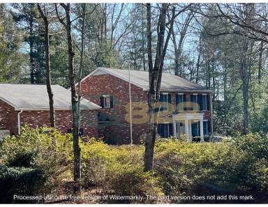 Main picture of 152 Camellia Way