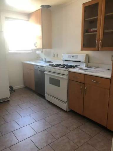 Main picture of 622 Midland Ave