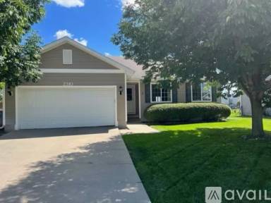 Main picture of 2310 SE Leeann Dr
