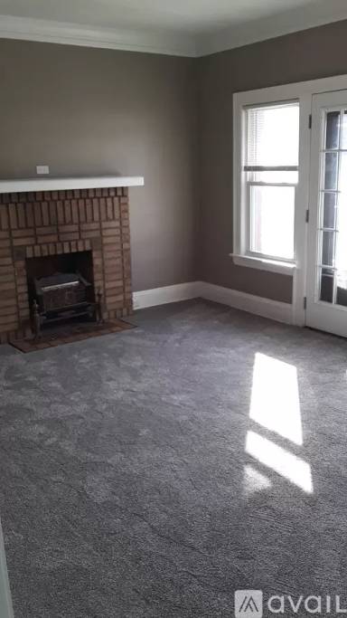 Main picture of 4483 Broadview Rd