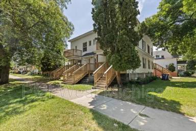 Main picture of 1057 Pine Ave NW