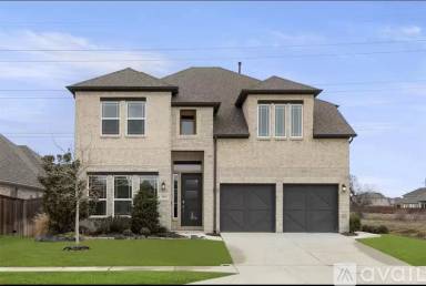Main picture of 204 Carmen Oak Ln