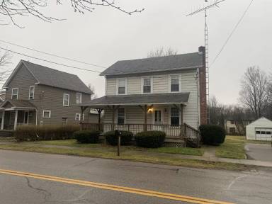 Main picture of 10792 Main St