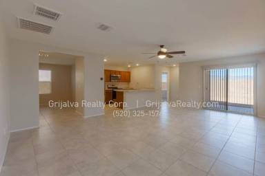 Main picture of 8749 E Pebble Stone Ln