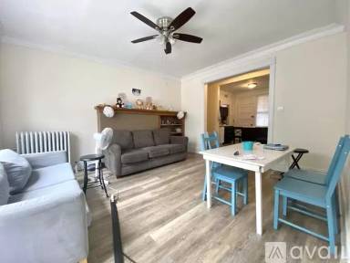 Main picture of 1214 W Rosemont Ave