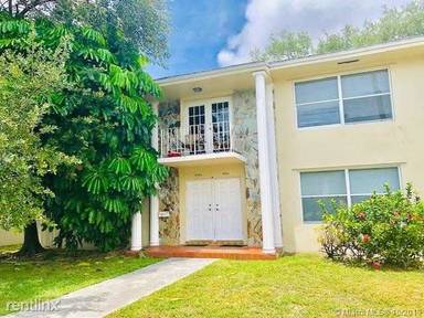 Main picture of 4951 Ponce de Leon Blvd