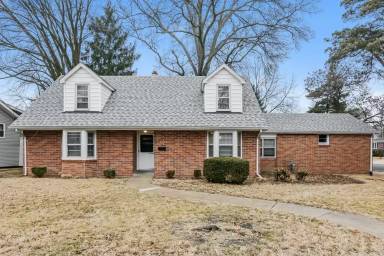 Main picture of 765 Boone St
