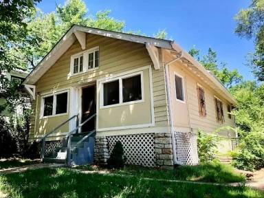 Main picture of 6717 Bales Ave