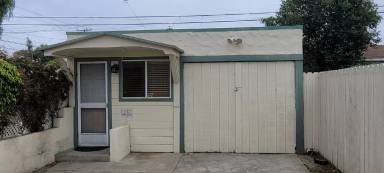 Main picture of 151 W Flint St